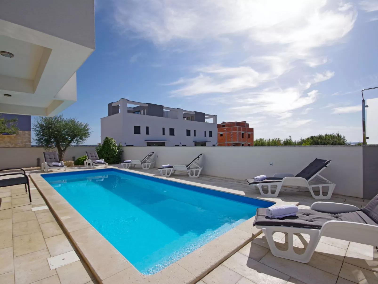 Apartment 1 Laura-Buiten