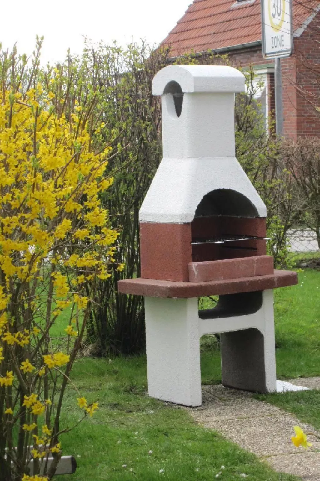 In Nesse mit Garten, Terrasse und Grill-Image-tags.info