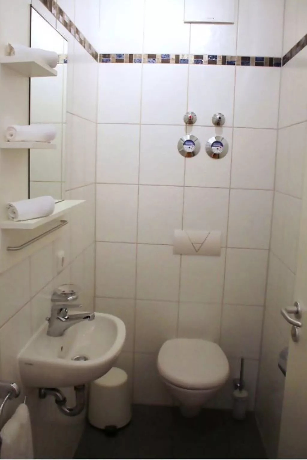 River Residence Regensburg, großzügige Wohnung für bis zu 3 Personen-Binnen