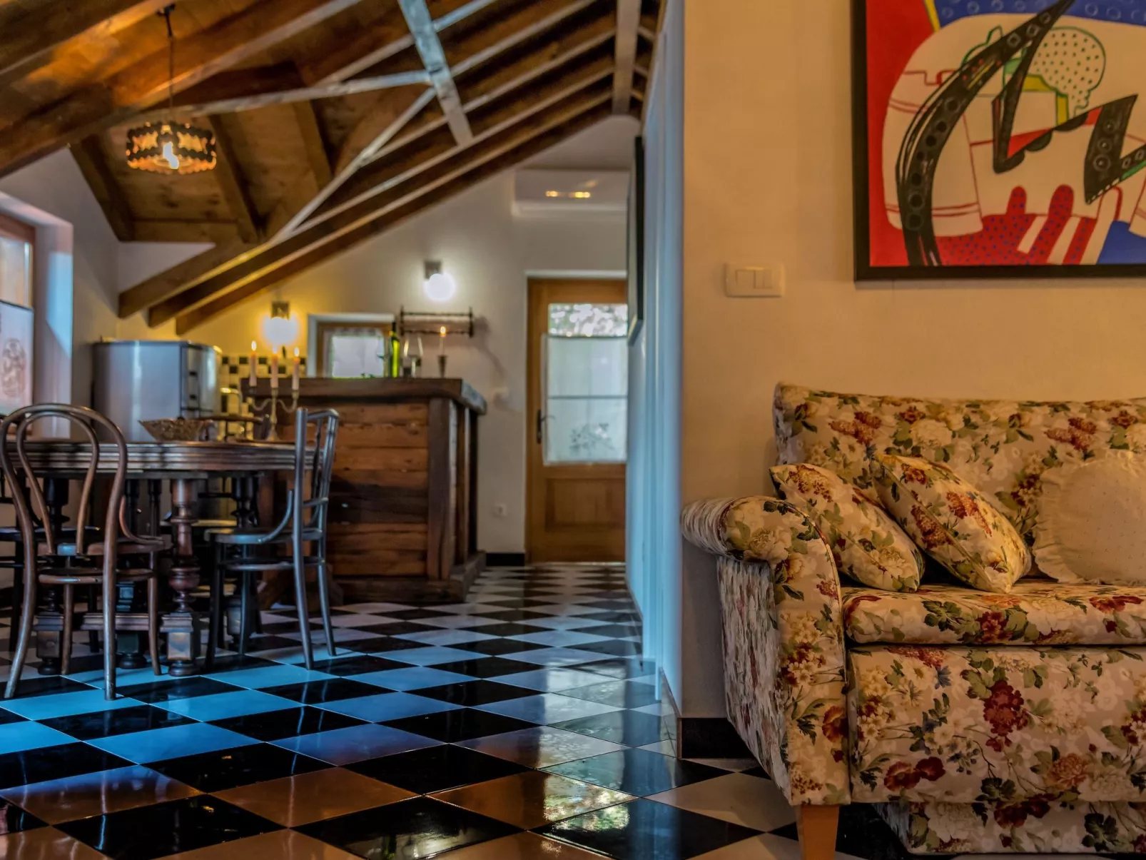 Hidden Heaven Private Resort - Beheizter Pool-Binnen