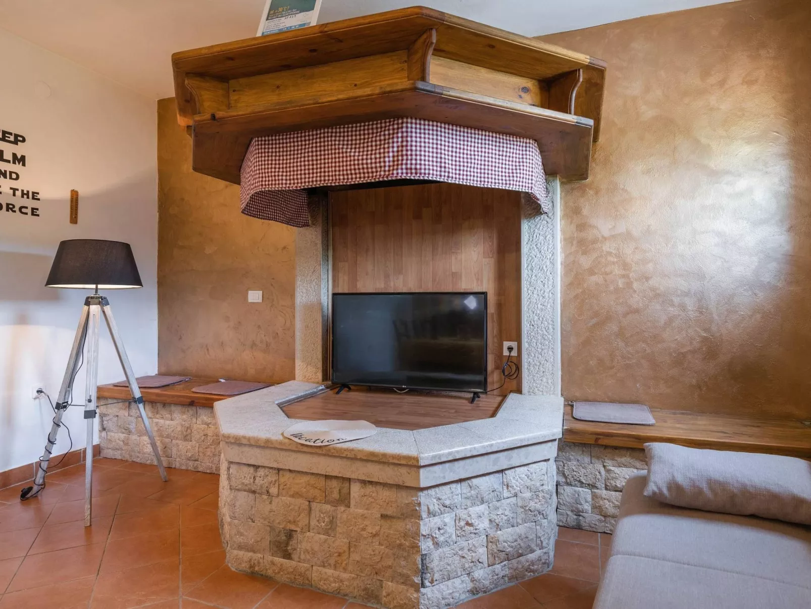 Leone-Image-tags.info