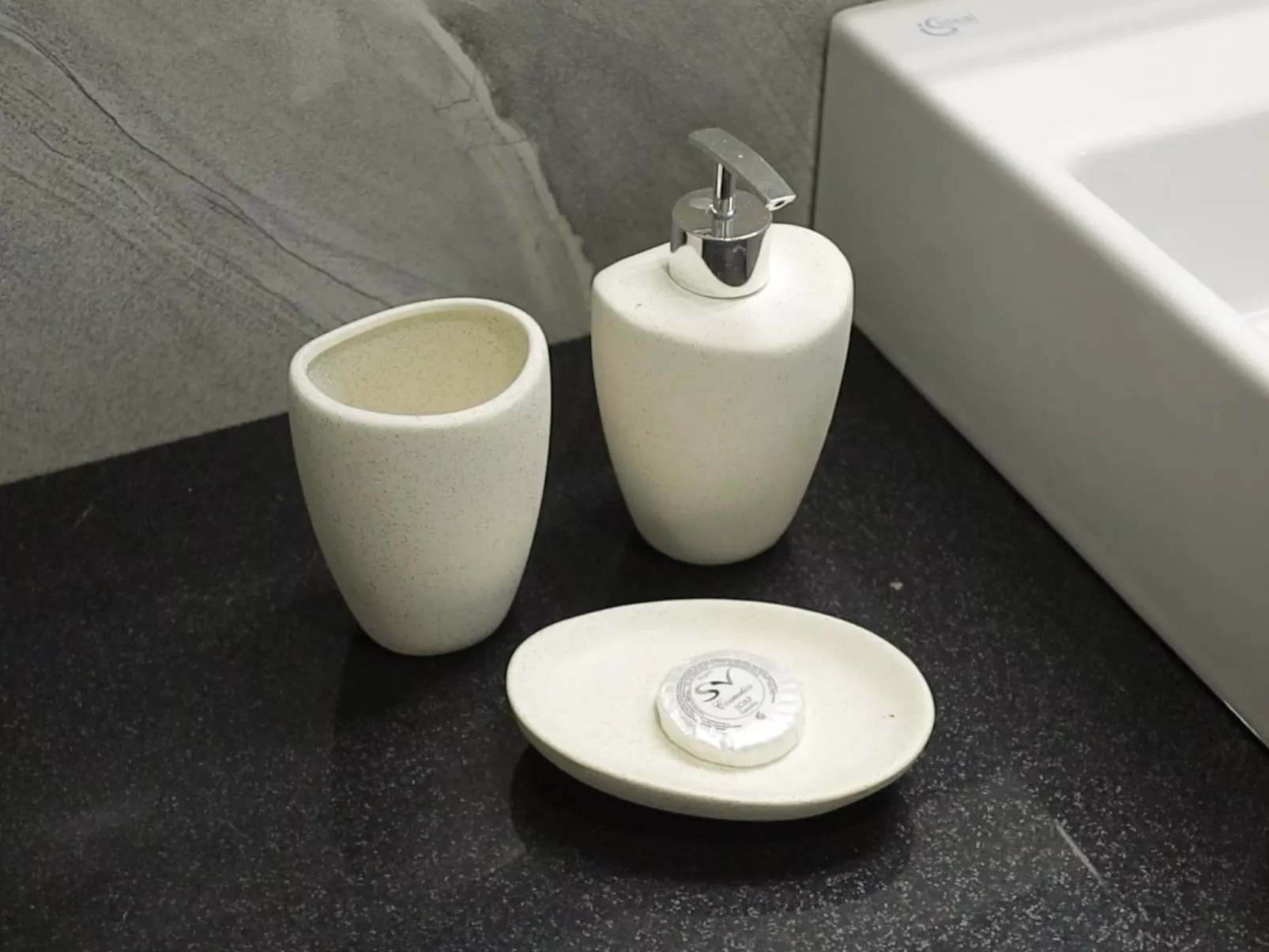 Entdecken Sie die ruhige Opulenz der Luxusvilla Levanda in Südalbanien - Image-tags.info