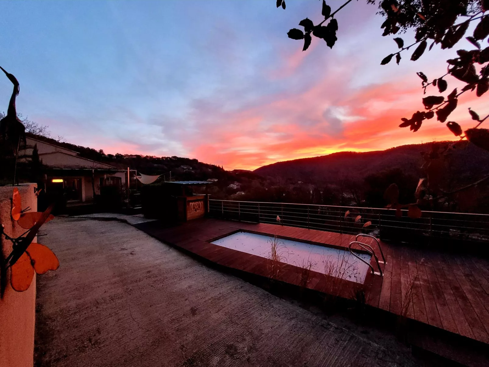 Haus Darshan Pool 10 Personen-Buiten