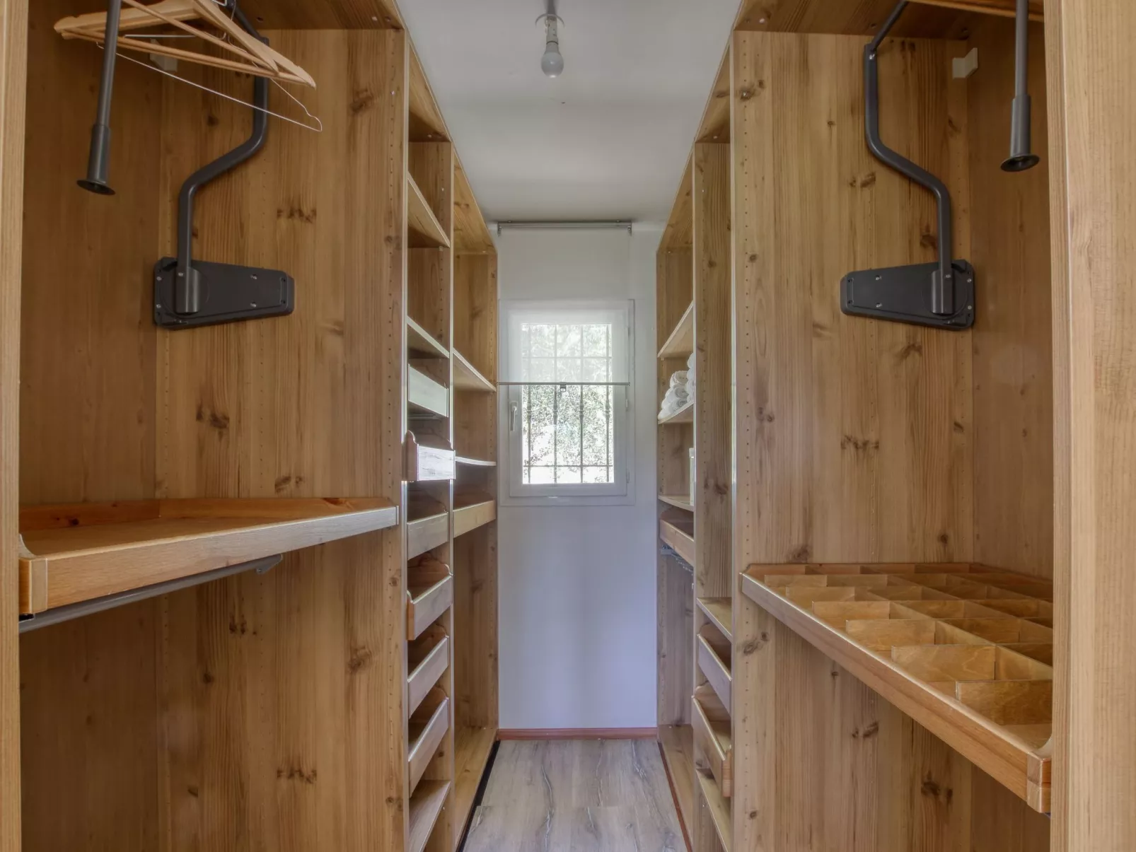 Villa St. Julian-Image-tags.info