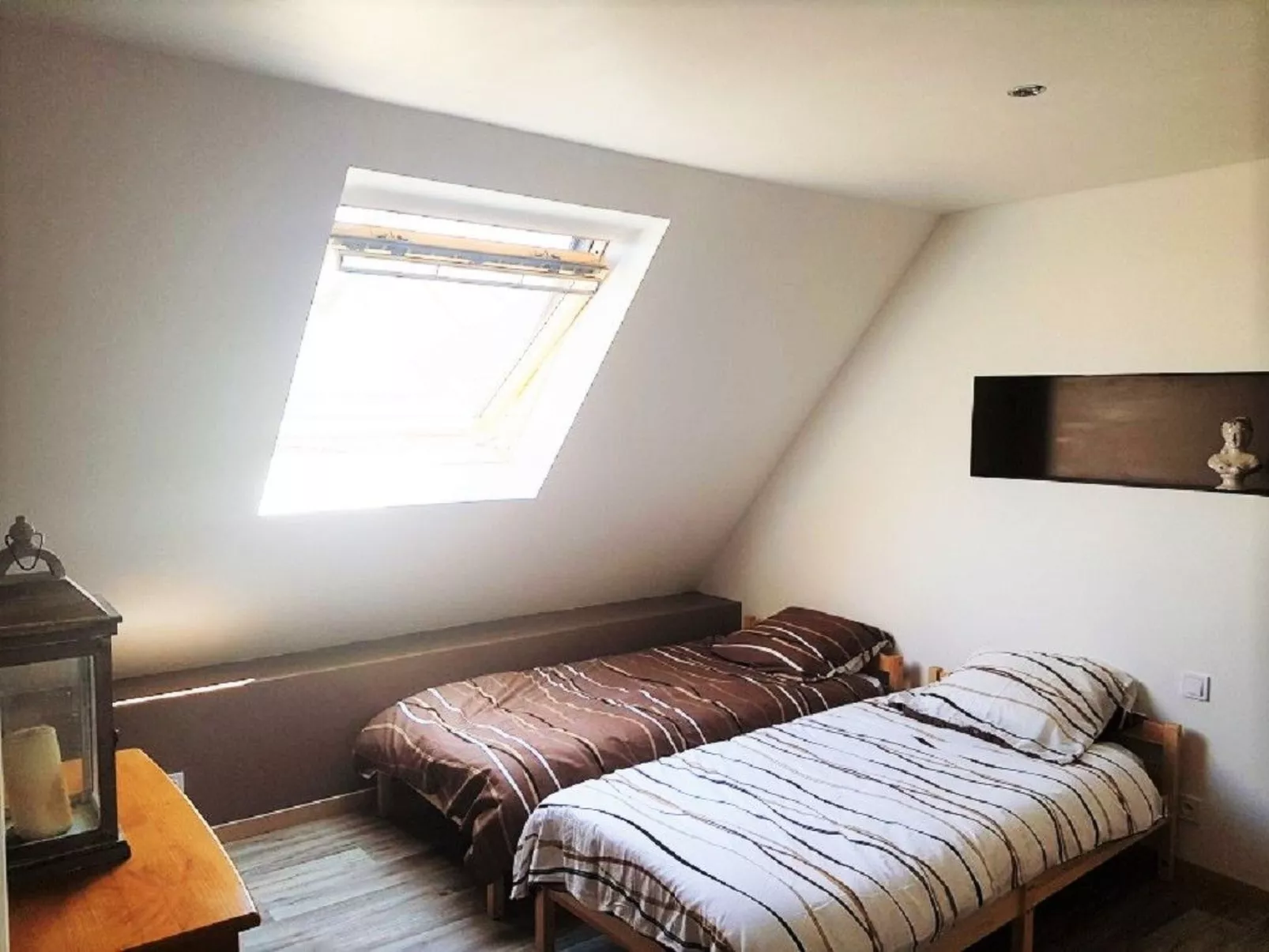 Hütte für vier Personen-Image-tags.info