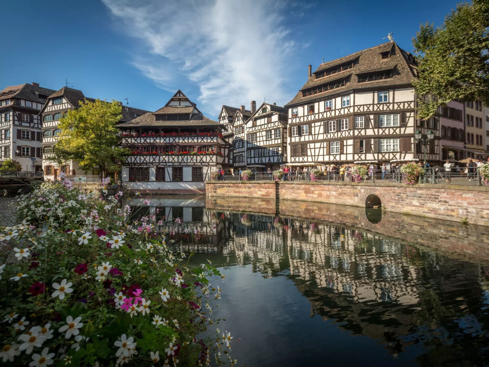 Wohnung "Terre d'Hélène" und Garten-Buiten