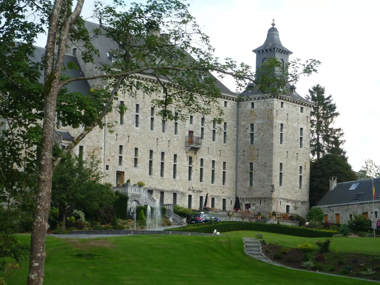 Ardennen Ferienhaus 5 Zimmer 5 Bad 14 Pers Zugang Chaisards-Buiten
