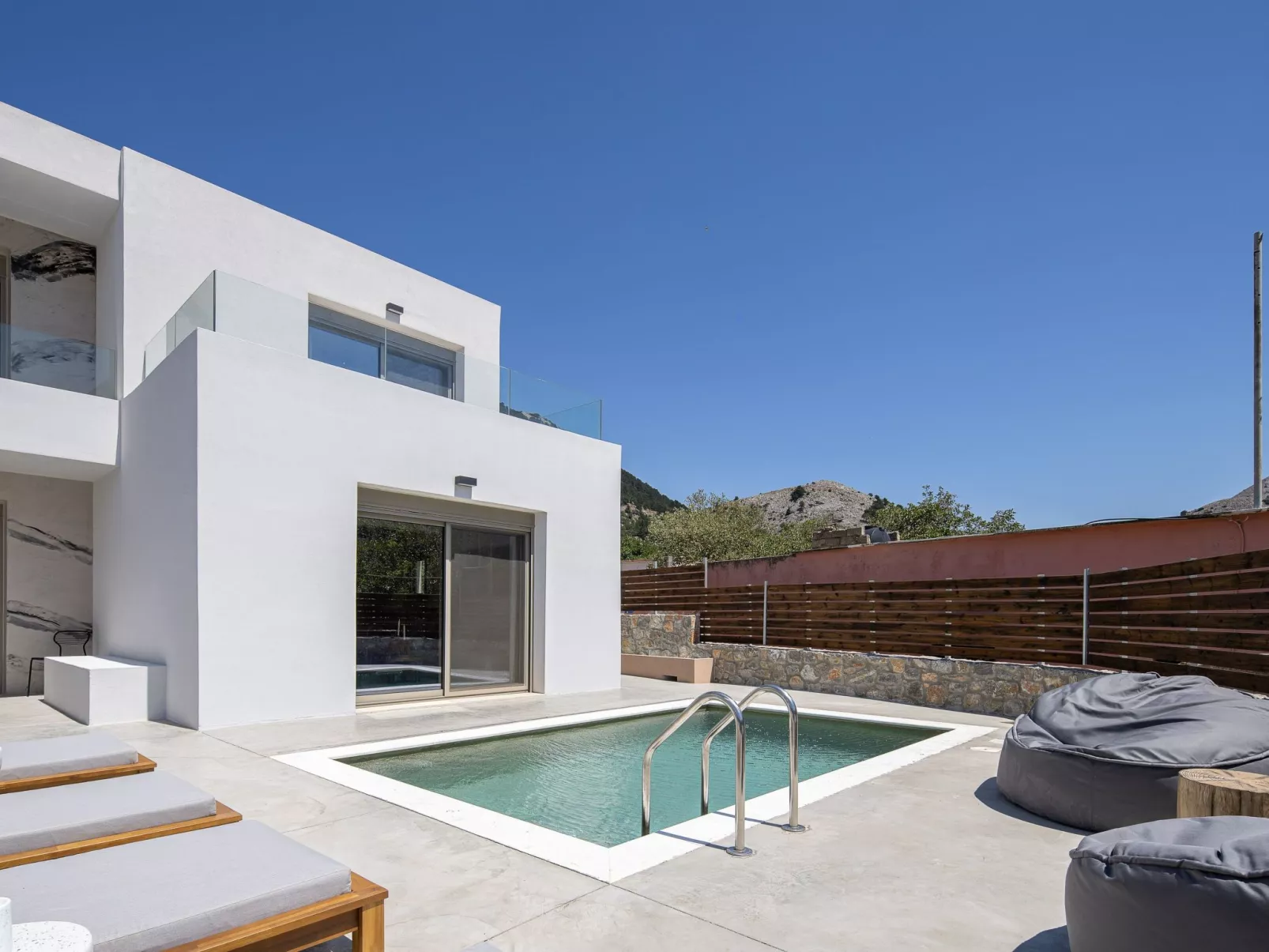 Imbros Villa lll -''Gratis''Beheizter Pool in den Bergen-Binnen