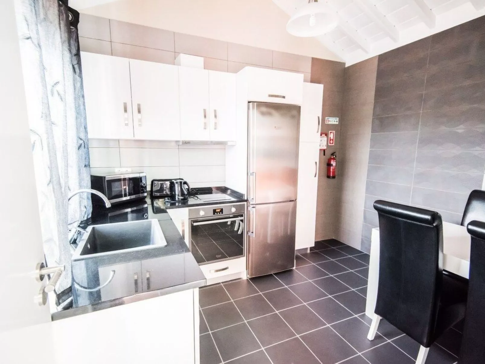 Abrahams Himmelshaus 2-Binnen