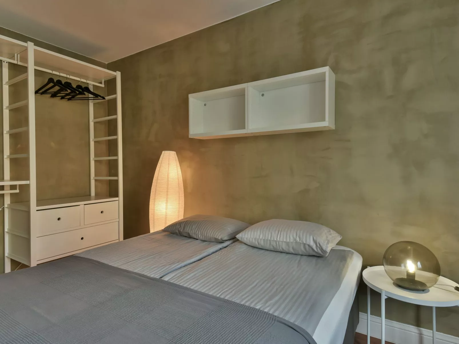 Carcavelos Sol - Binnen