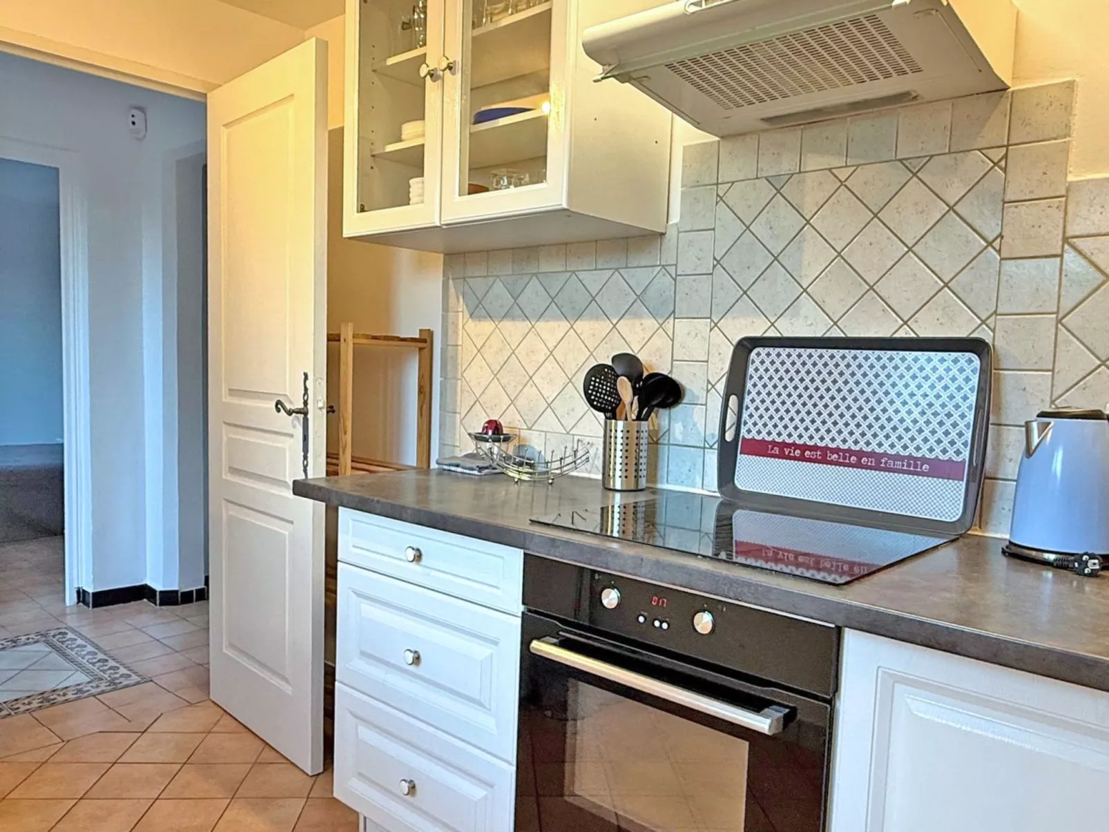 Appt T3 - Jardin - Piscine Privée - Ste Maxime - Binnen