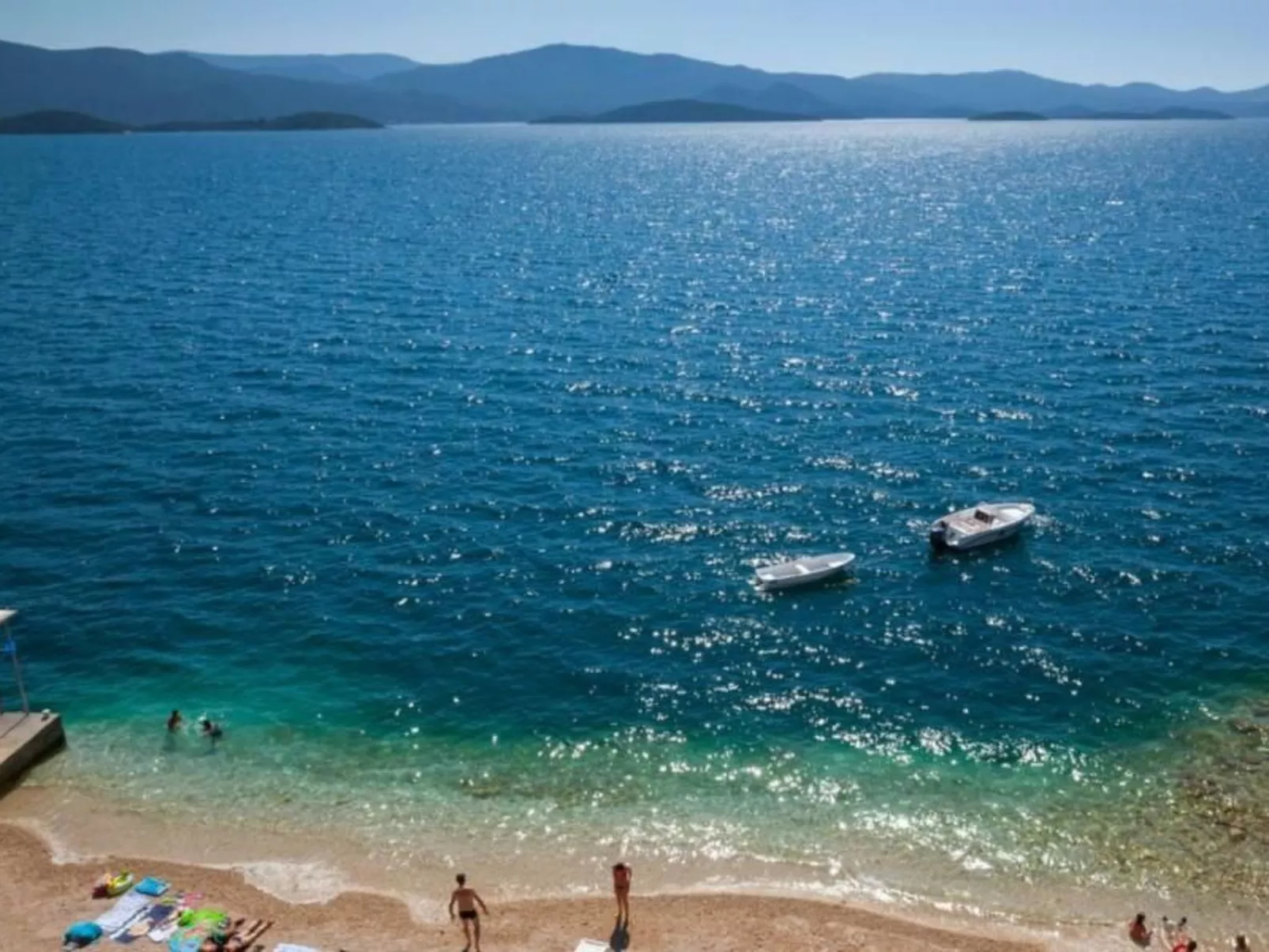 Angenehme Wohnung in Komarna mit privatem Parkplatz-Buiten