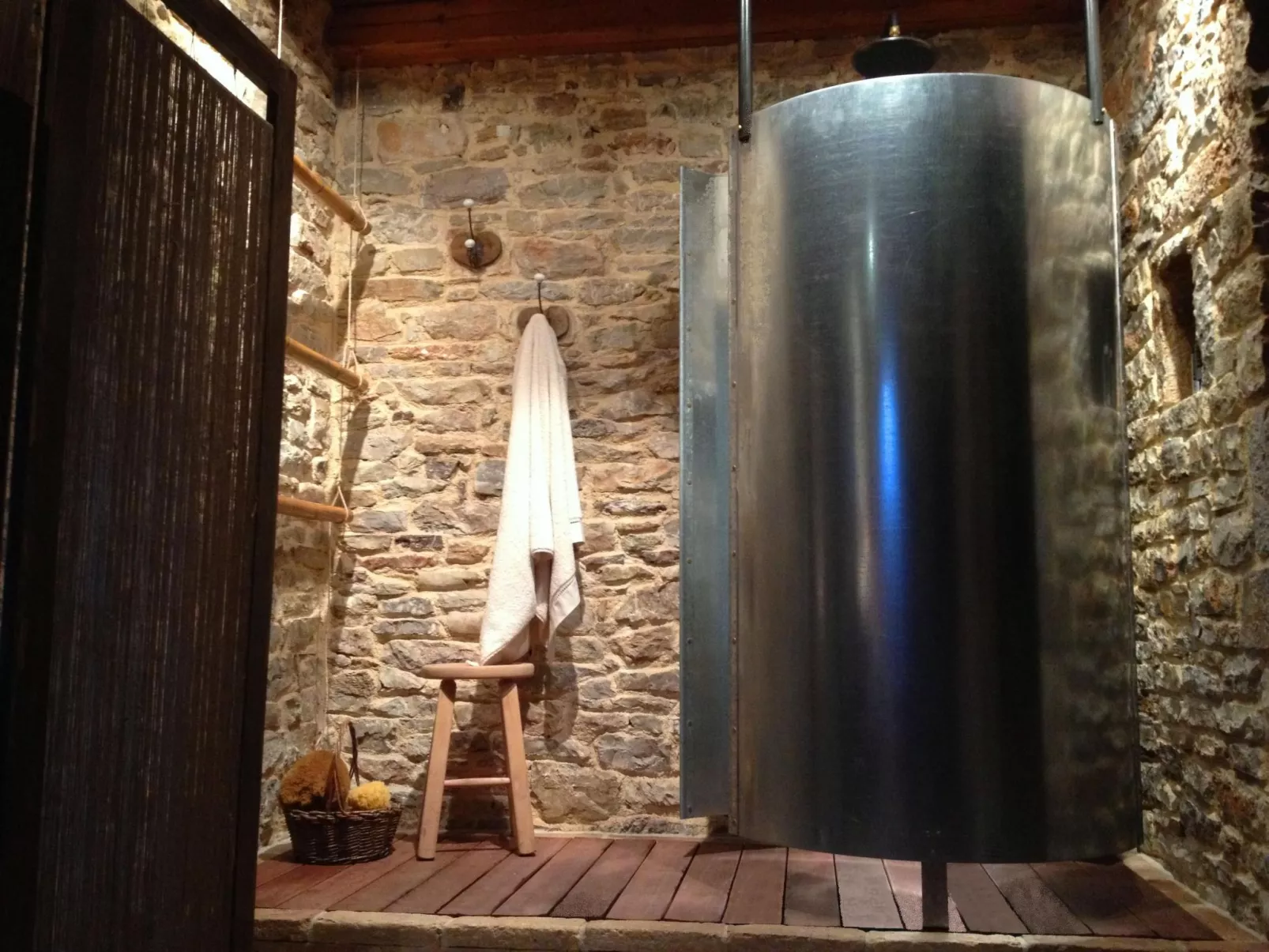 "Stone Retreat"-Buiten