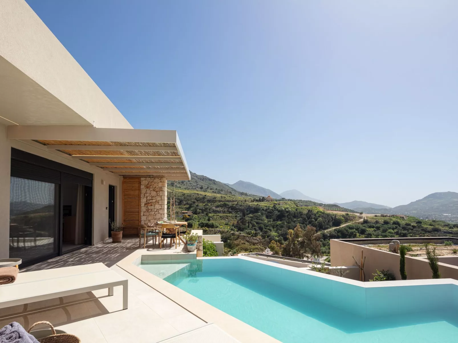 "Serenity" mit eigenem Pool-Buiten