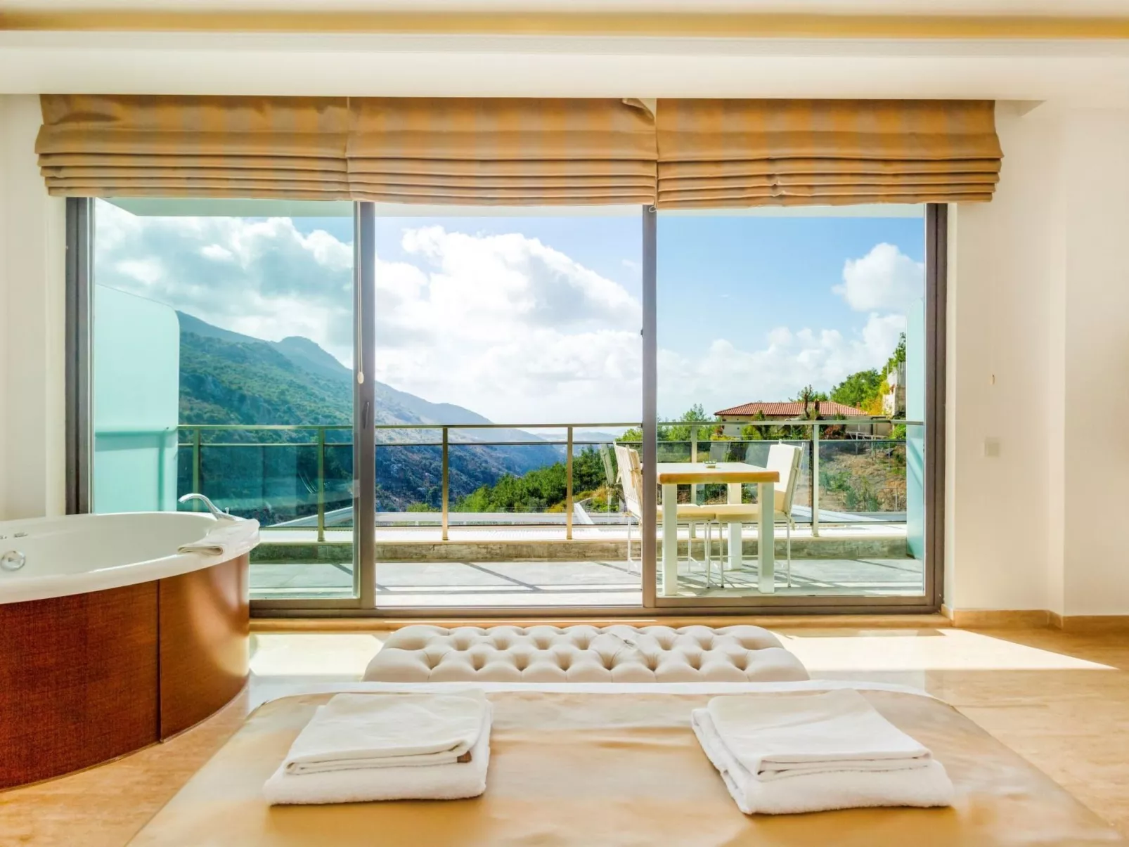 Villa Infinity Mountain mit Pool in Kalkan-Binnen