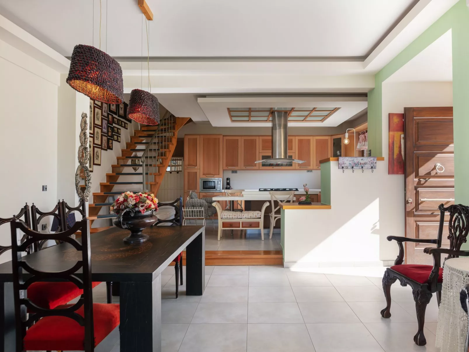 Villa, Privater Pool Gehweite zu Annehmlichkeiten-Image-tags.info