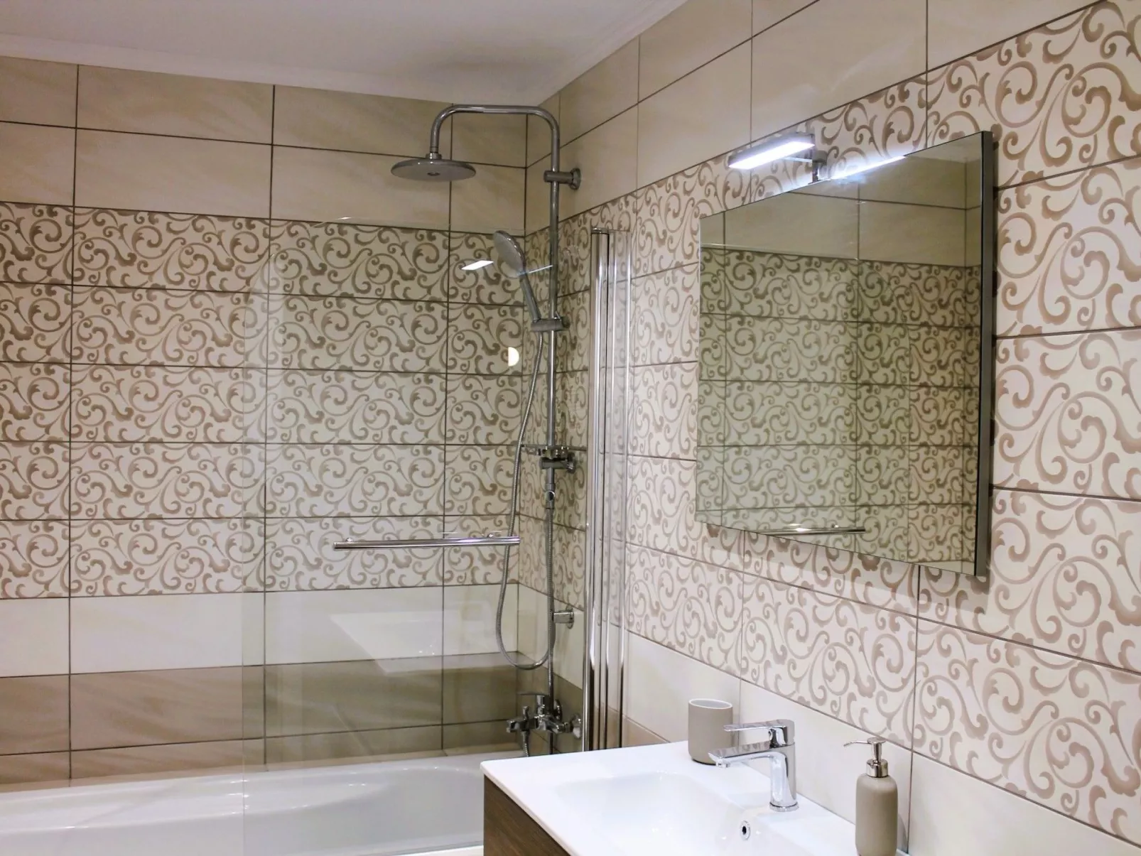 Haus mit drei Schlafzimmern in der Nähe der besten Strände von Korfu-Binnen