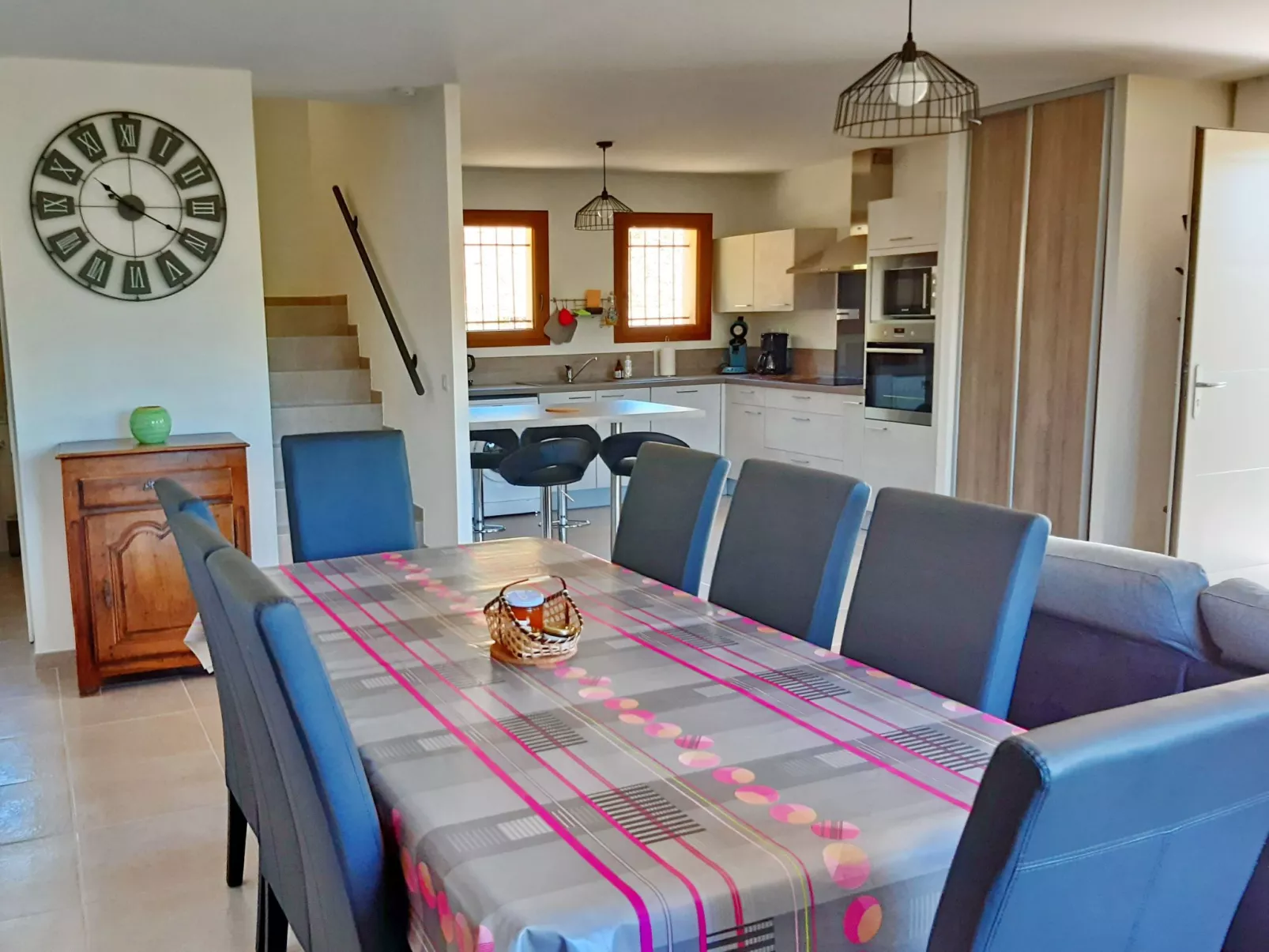 Mit Panoramablick auf den Mont Ventoux-Binnen