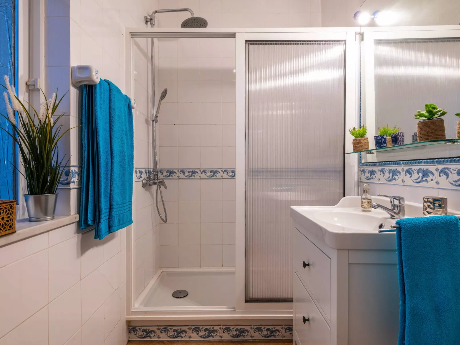 Villa Oasis Galé - privater Pool, Klimaanlage-Binnen