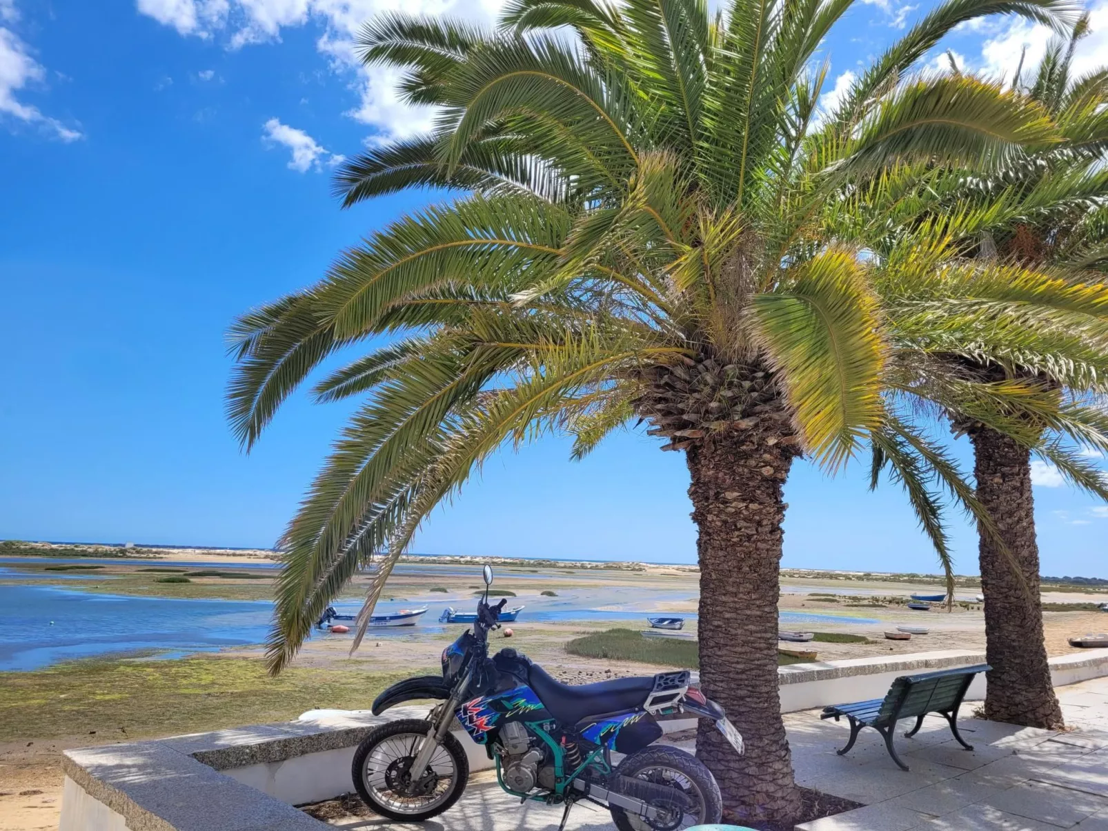 Nettes Ferienhaus in Altura mit Gepflegtem Garten-Buiten