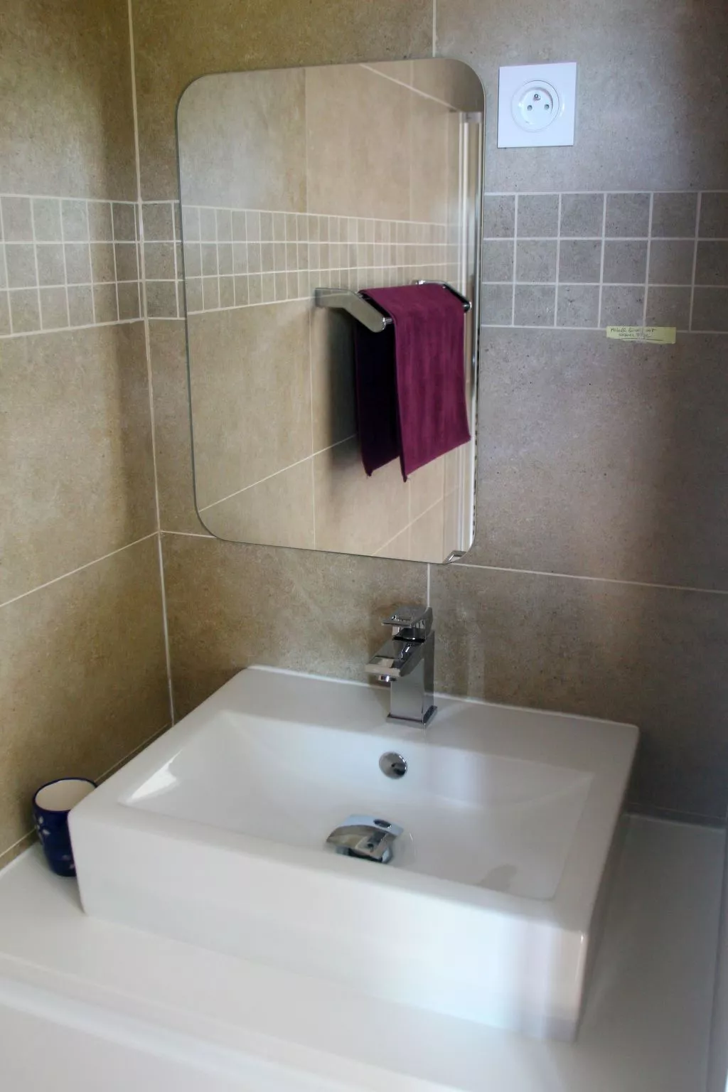 Appartement mit Infinity-Pool-Binnen