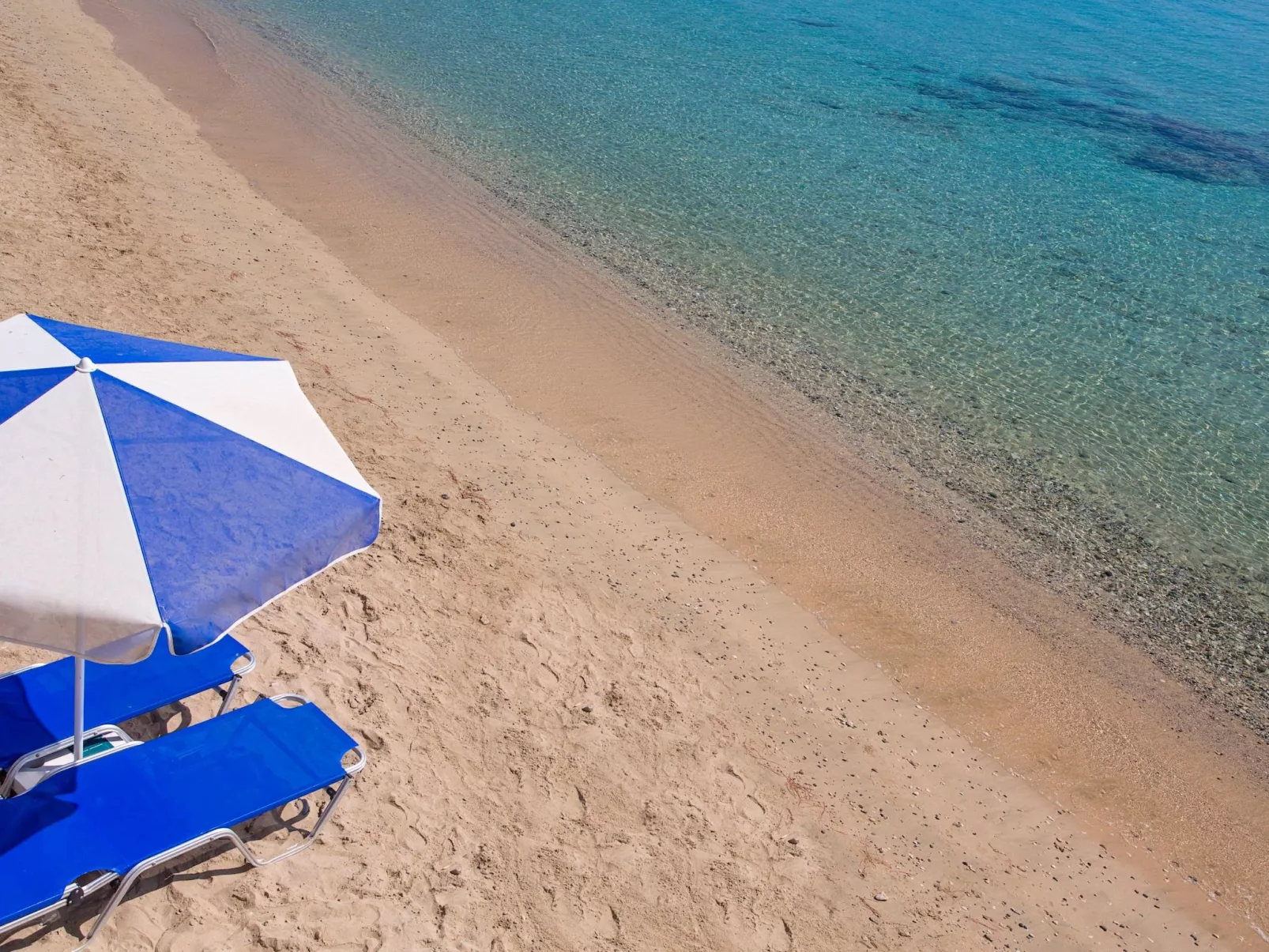 Anwesen "Olea Prime" mit Infinity-Pool-Buiten