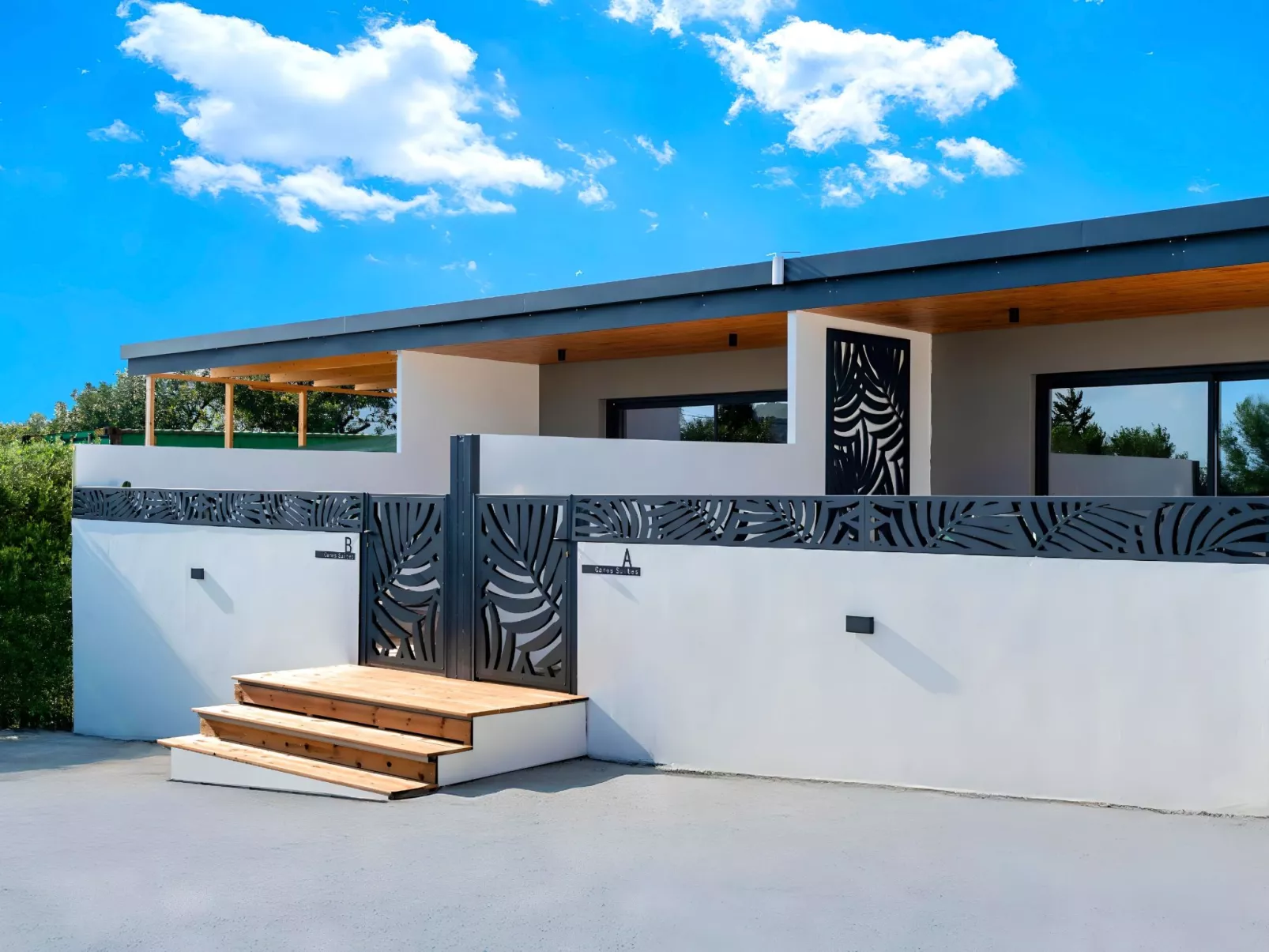 Canes Suites Privater Pool-Buiten