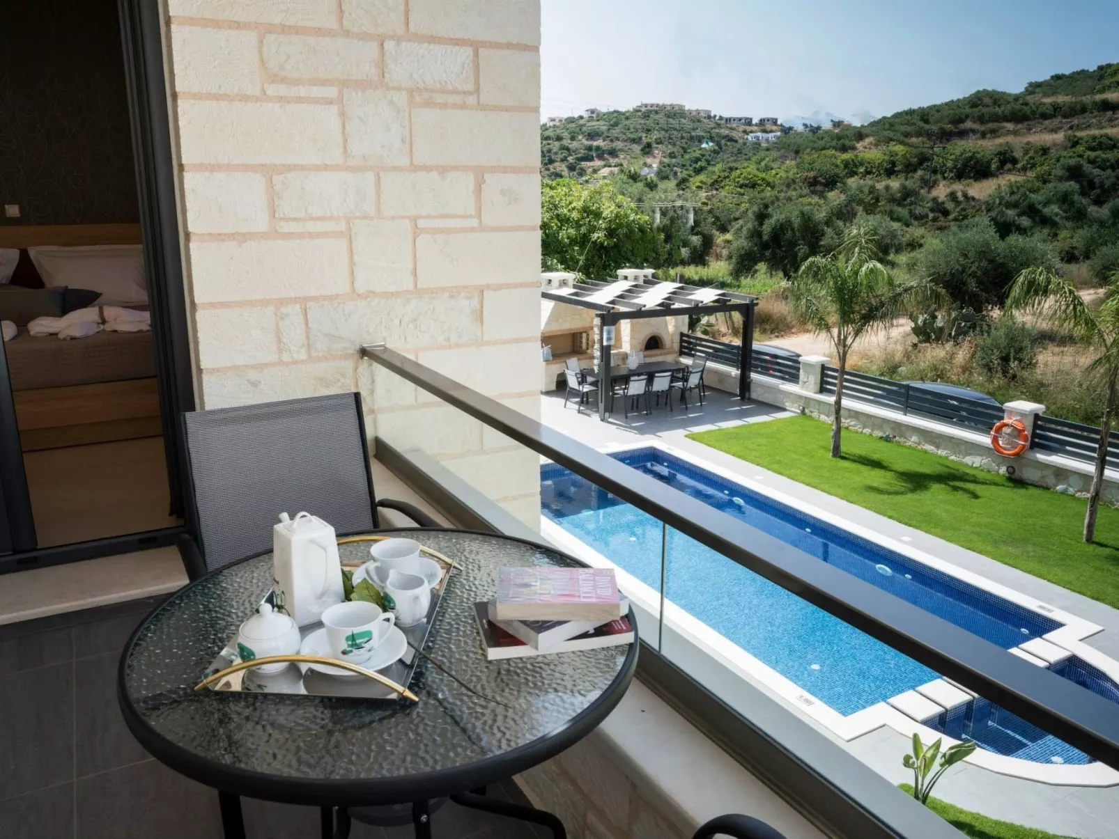 Villa am Strand mit Pool, Sauna und Barbecue-Image-tags.info