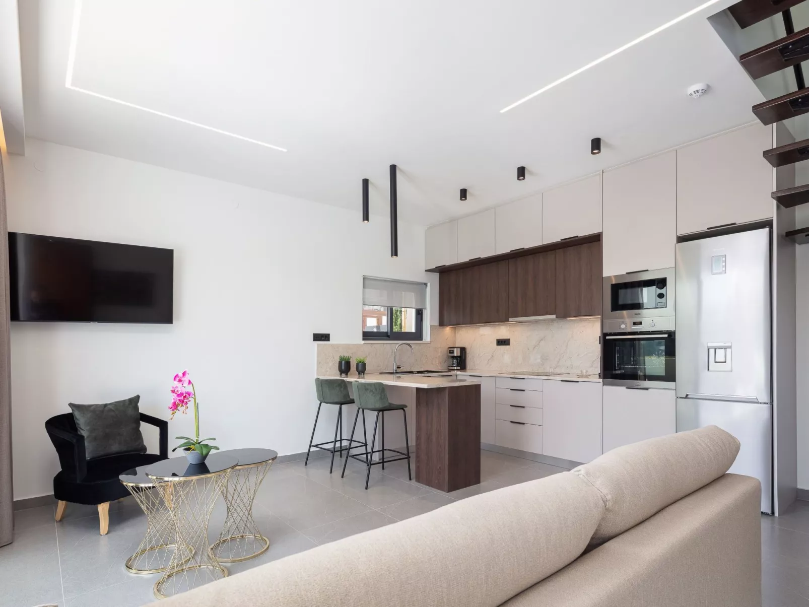 VillaSaints I - Pool und BBQ, Spaziergang zum Strand-Binnen