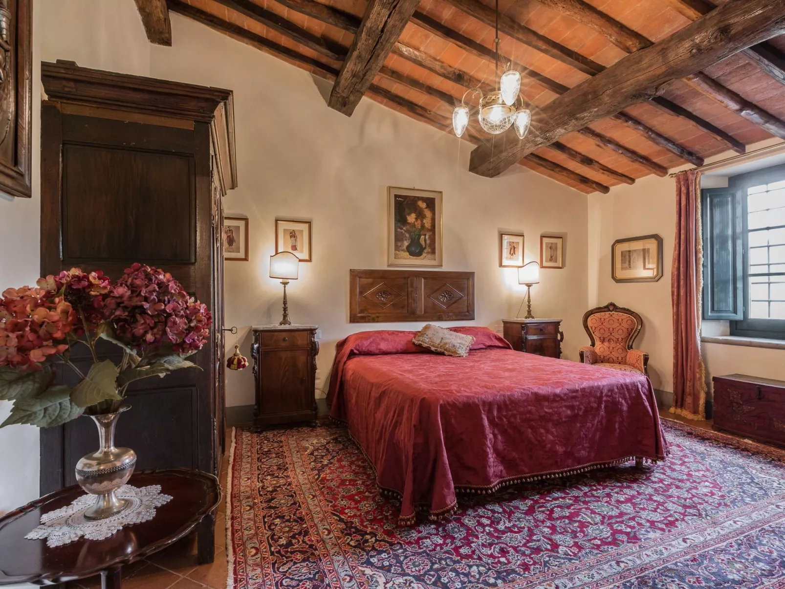 Ferienvilla "Angelo" mit Infinity-Pool-Image-tags.info