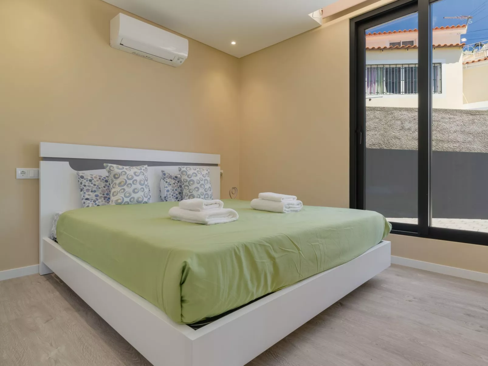 Bucht Calheta Villa-Image-tags.info