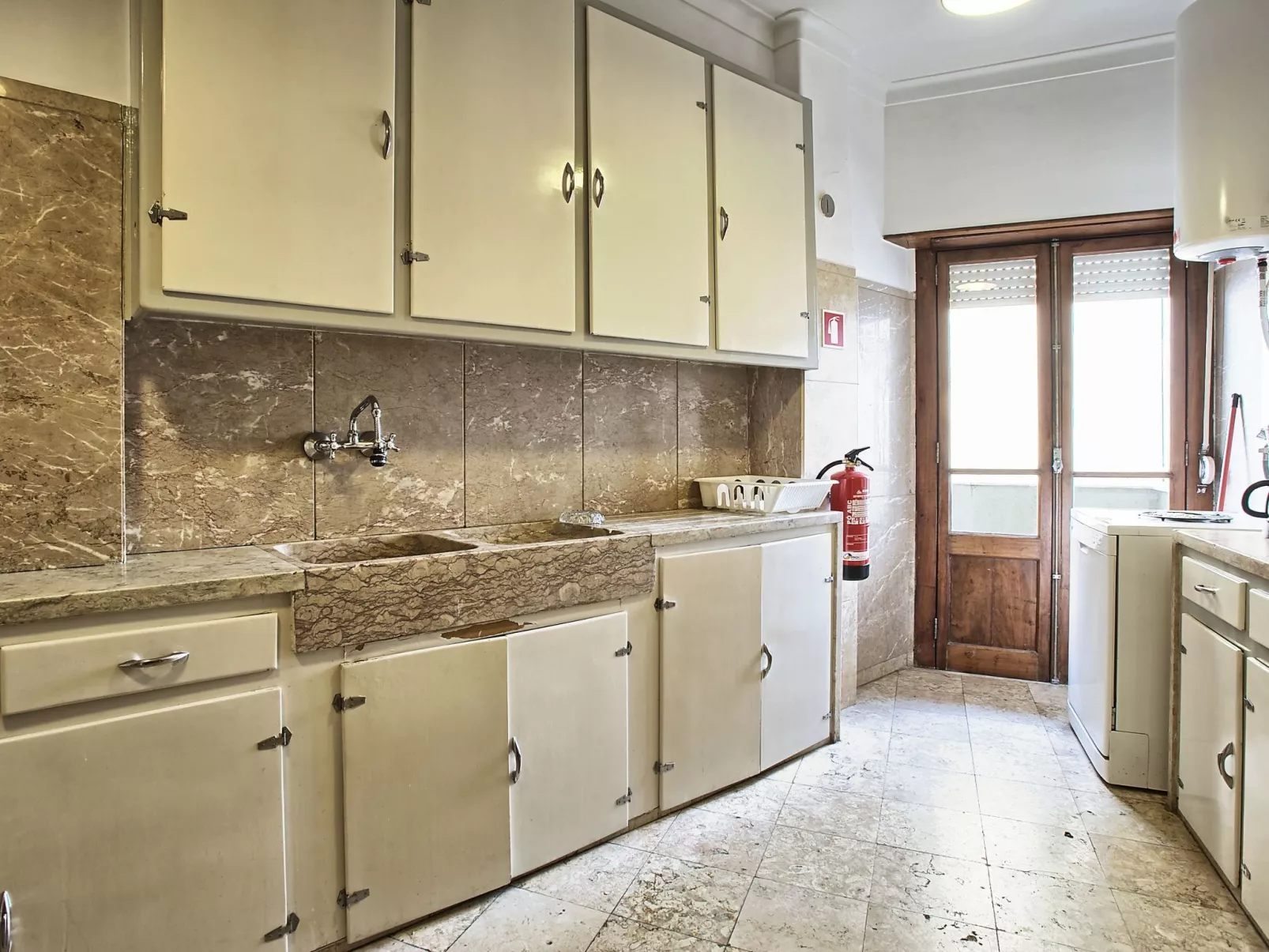 Studio für 17 Personen und 1 Kind in Lissabon-Binnen