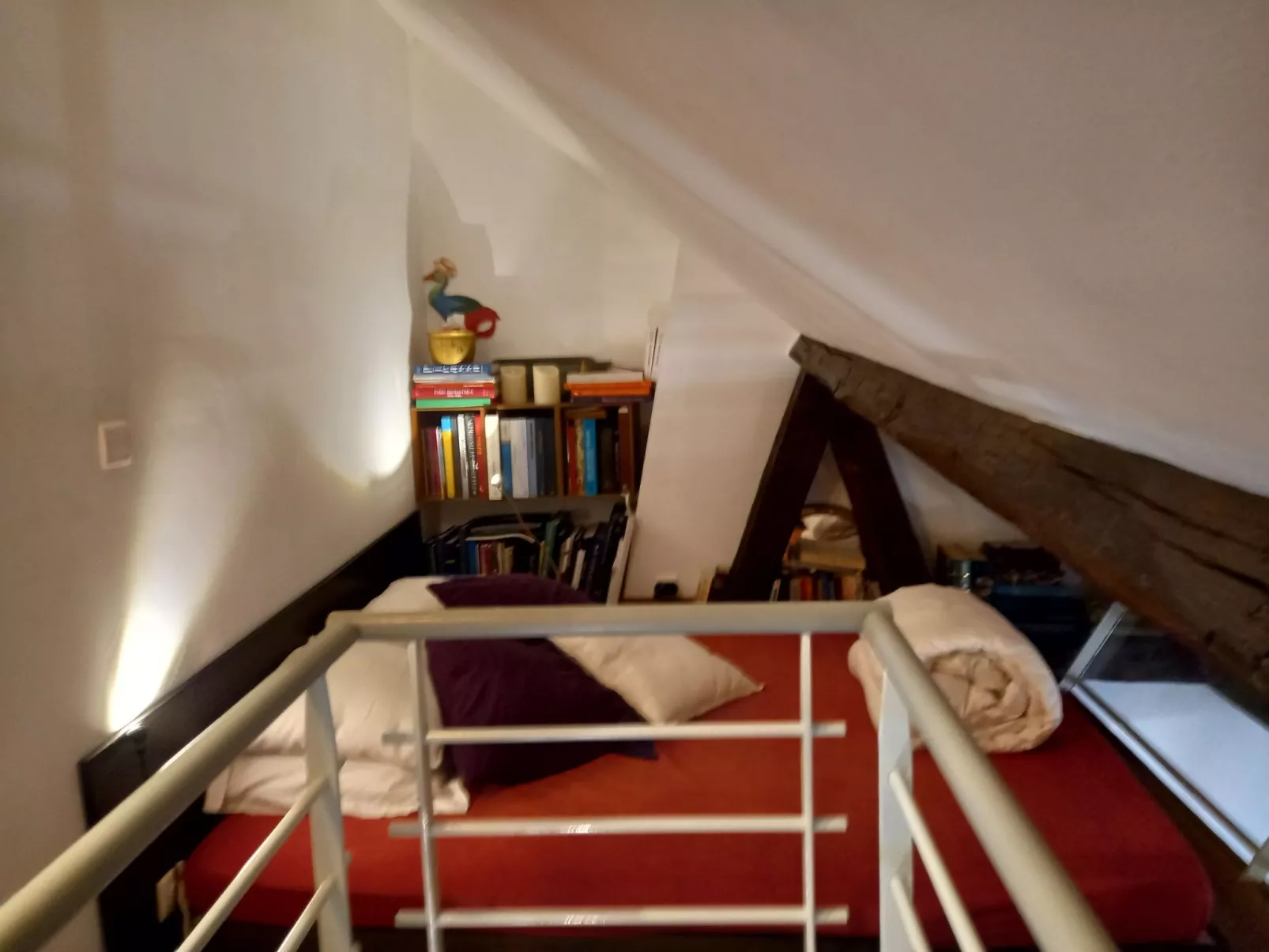 Schöner romantischer Blick auf die Seine-Binnen