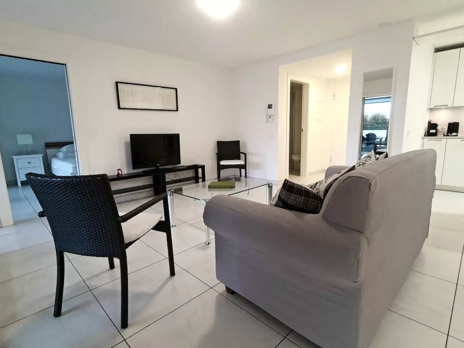 Süsse Wohnung Apt 106-Image-tags.info