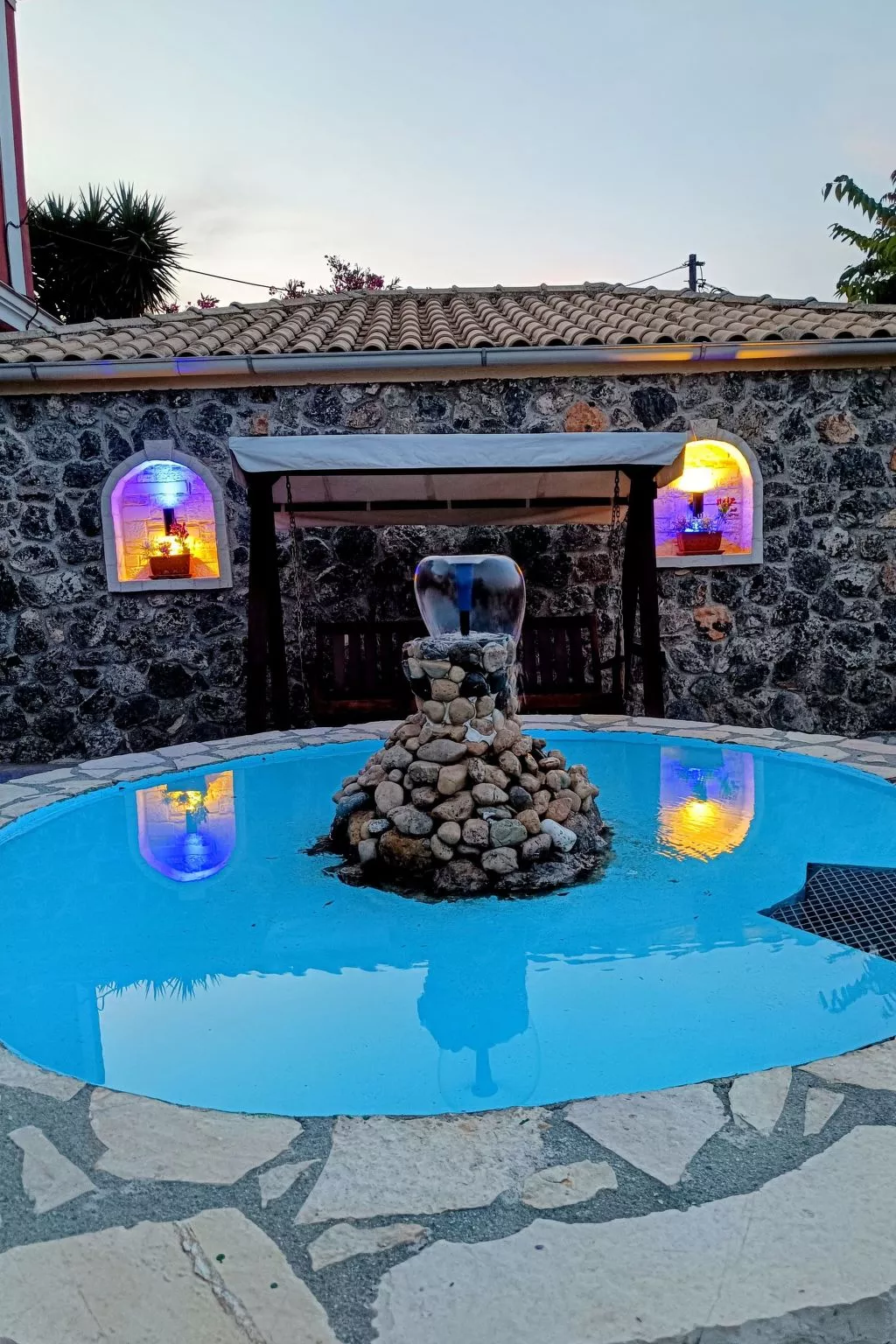 Ferienvilla "Villa kerkyra" mit eigenem Pool-Buiten