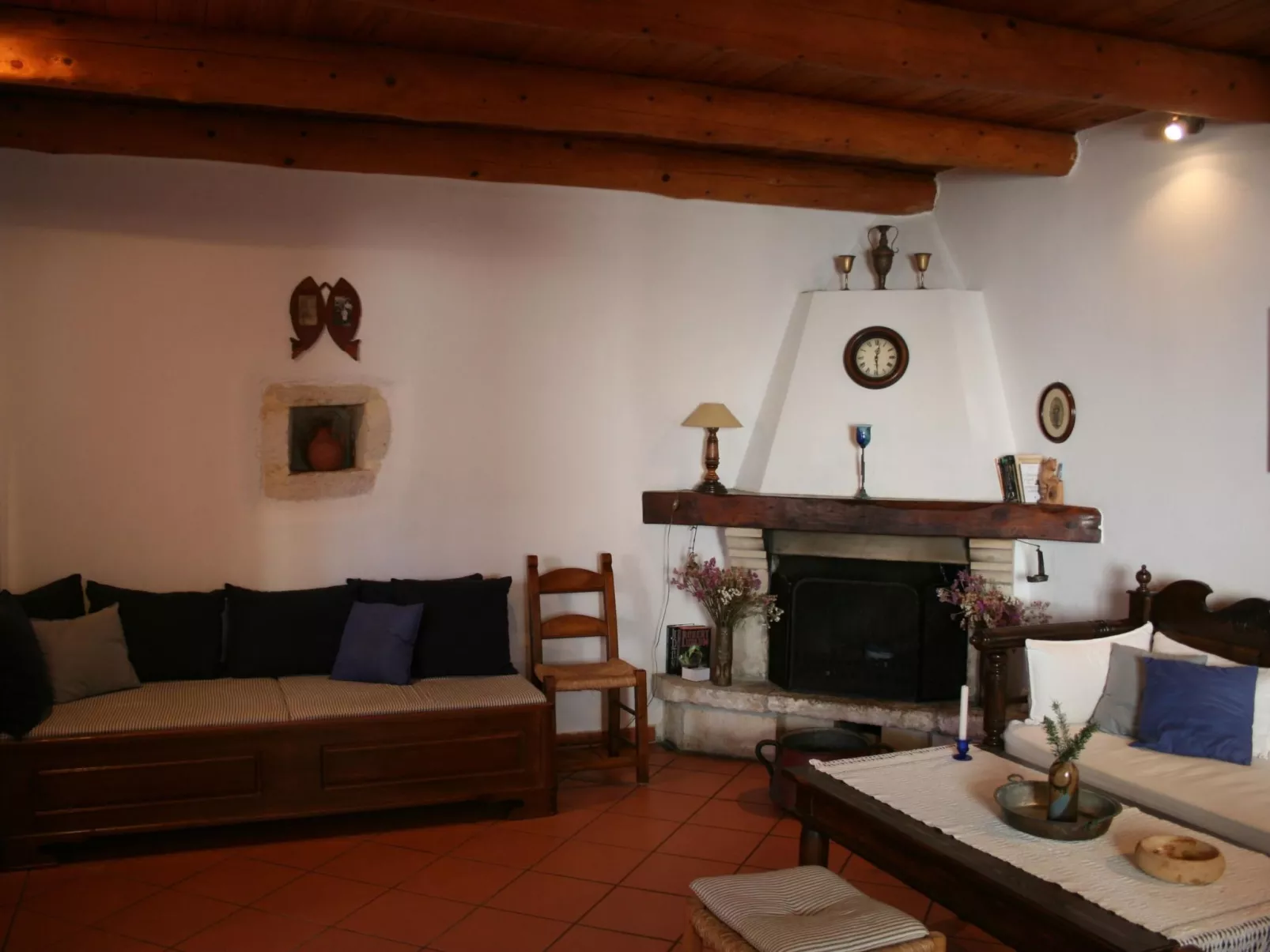 In Douliana mit Großem Balkon-Binnen