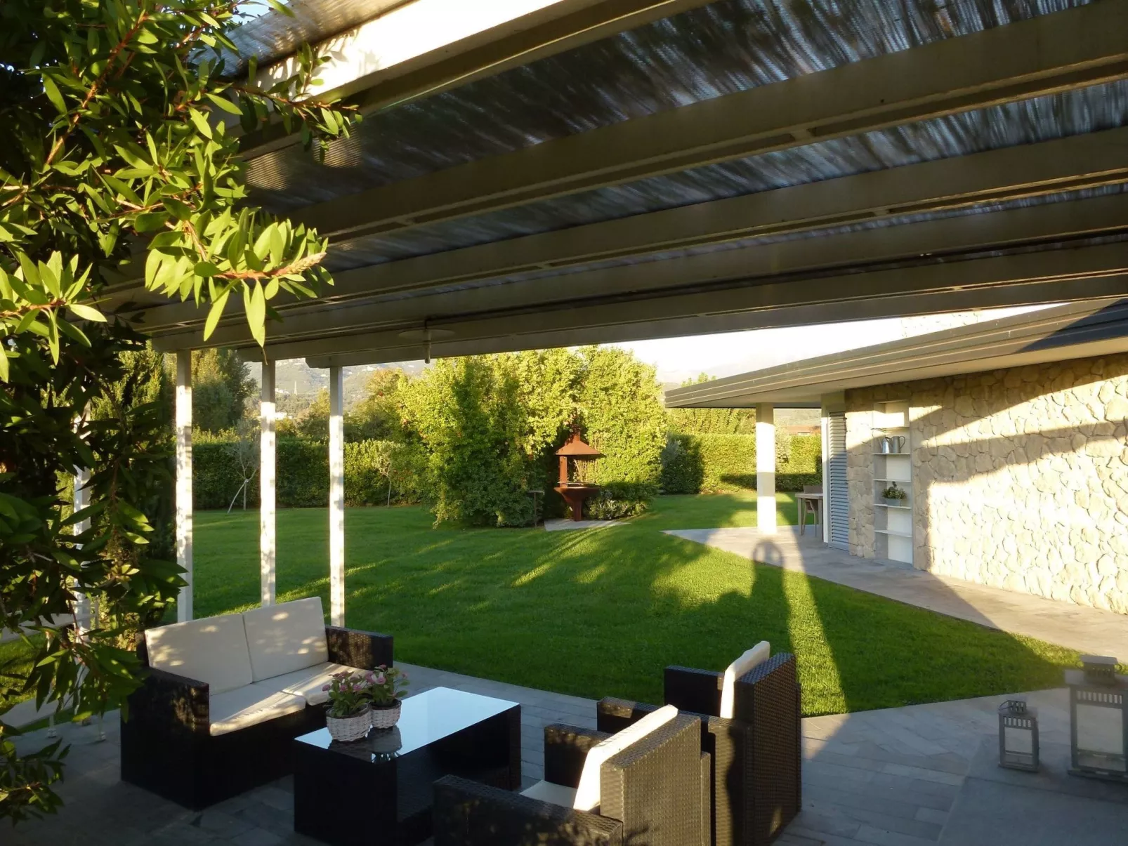 Mit Garten, Grill und Terrasse-Binnen