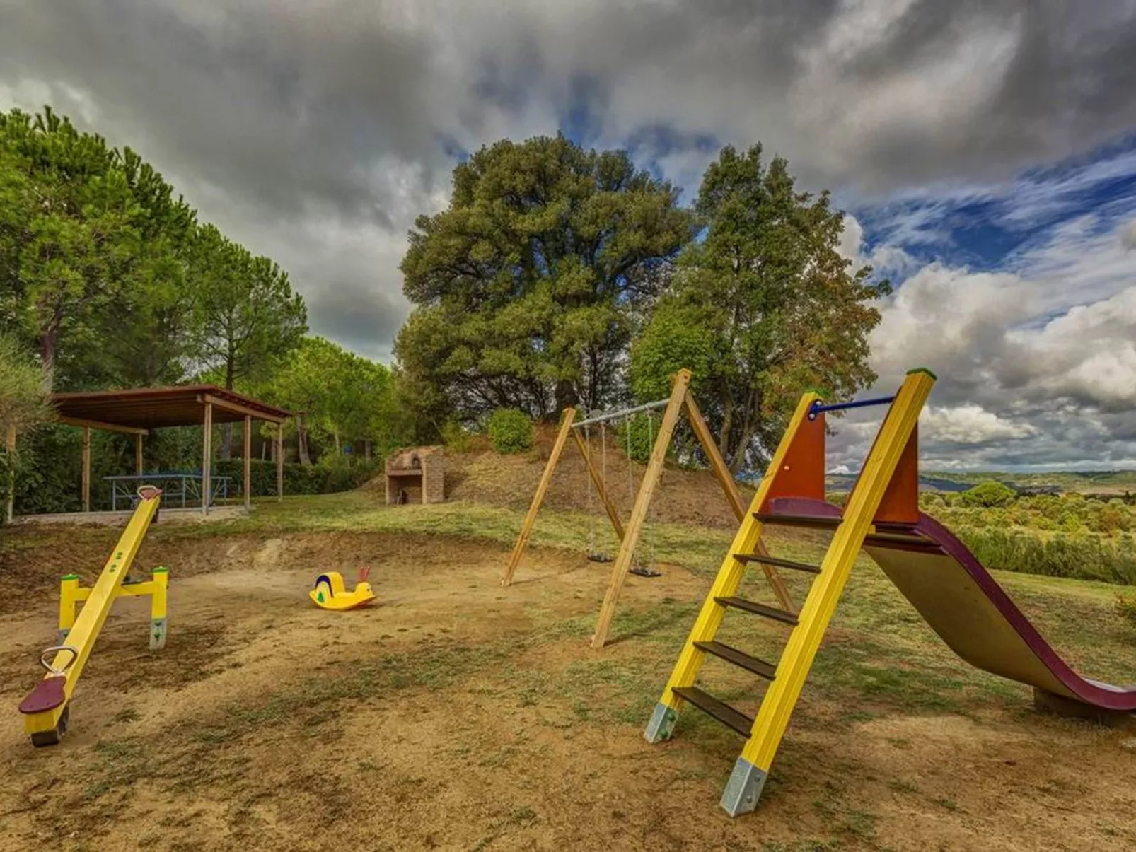 "Raffaello leccino-Buiten