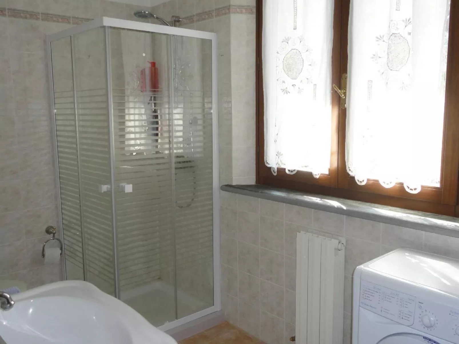 Wohnung 'Sonne und Mond' mit Schwimmbad-Image-tags.info