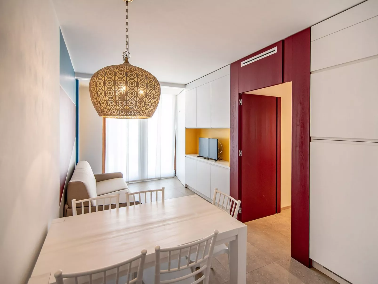 Wohnung mit Balkon-Binnen