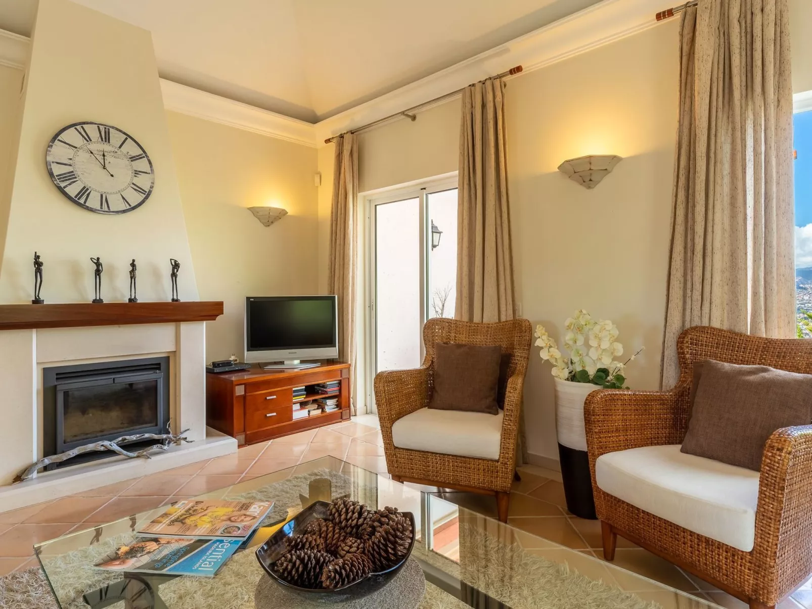 Elegante Ferienwohnung mit Gemeinschaftspool und Wellnessbereich-Binnen