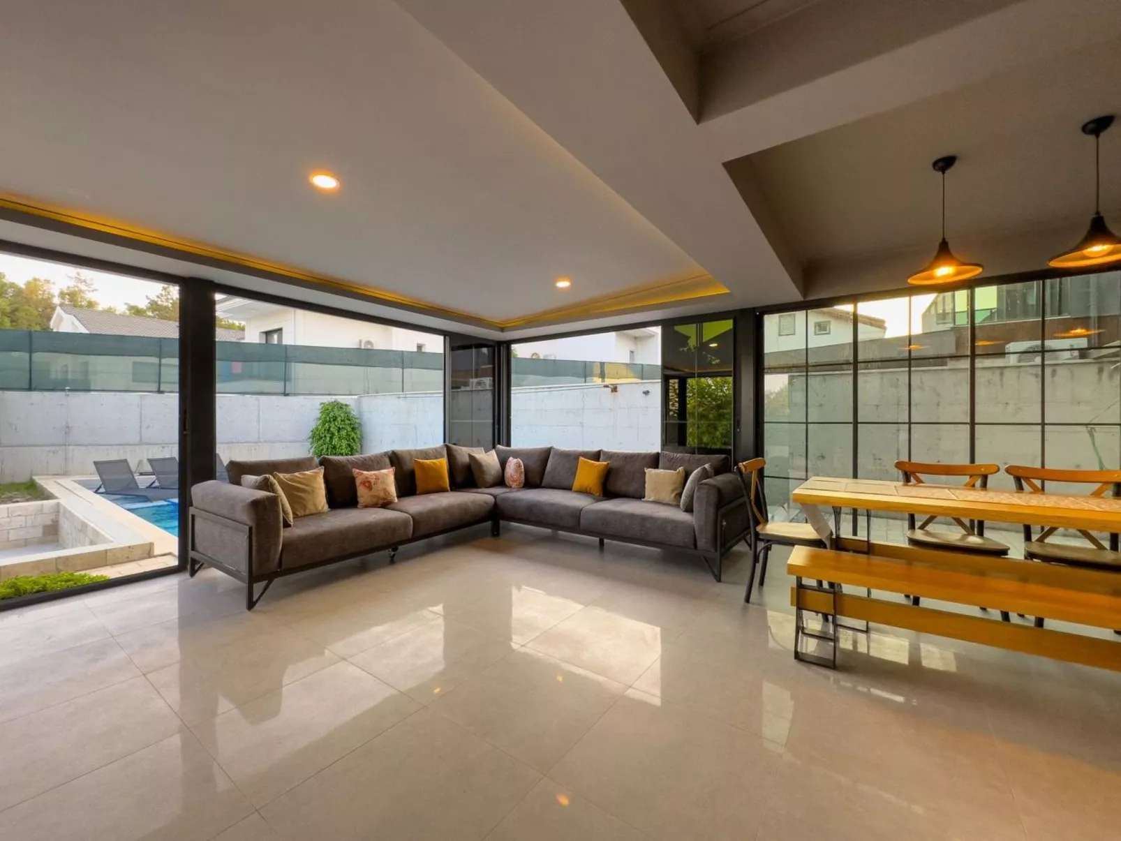 Große Villa in Fethiye Ciftlik-Image-tags.info