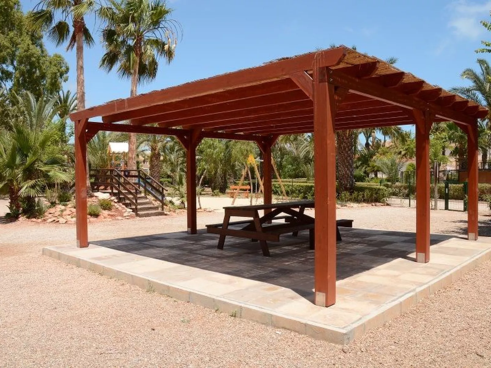 Studio-Appartement mit Terrasse-Image-tags.info