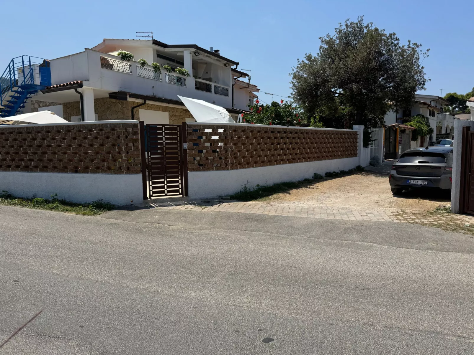 'Apartment' mit Grill-Image-tags.info