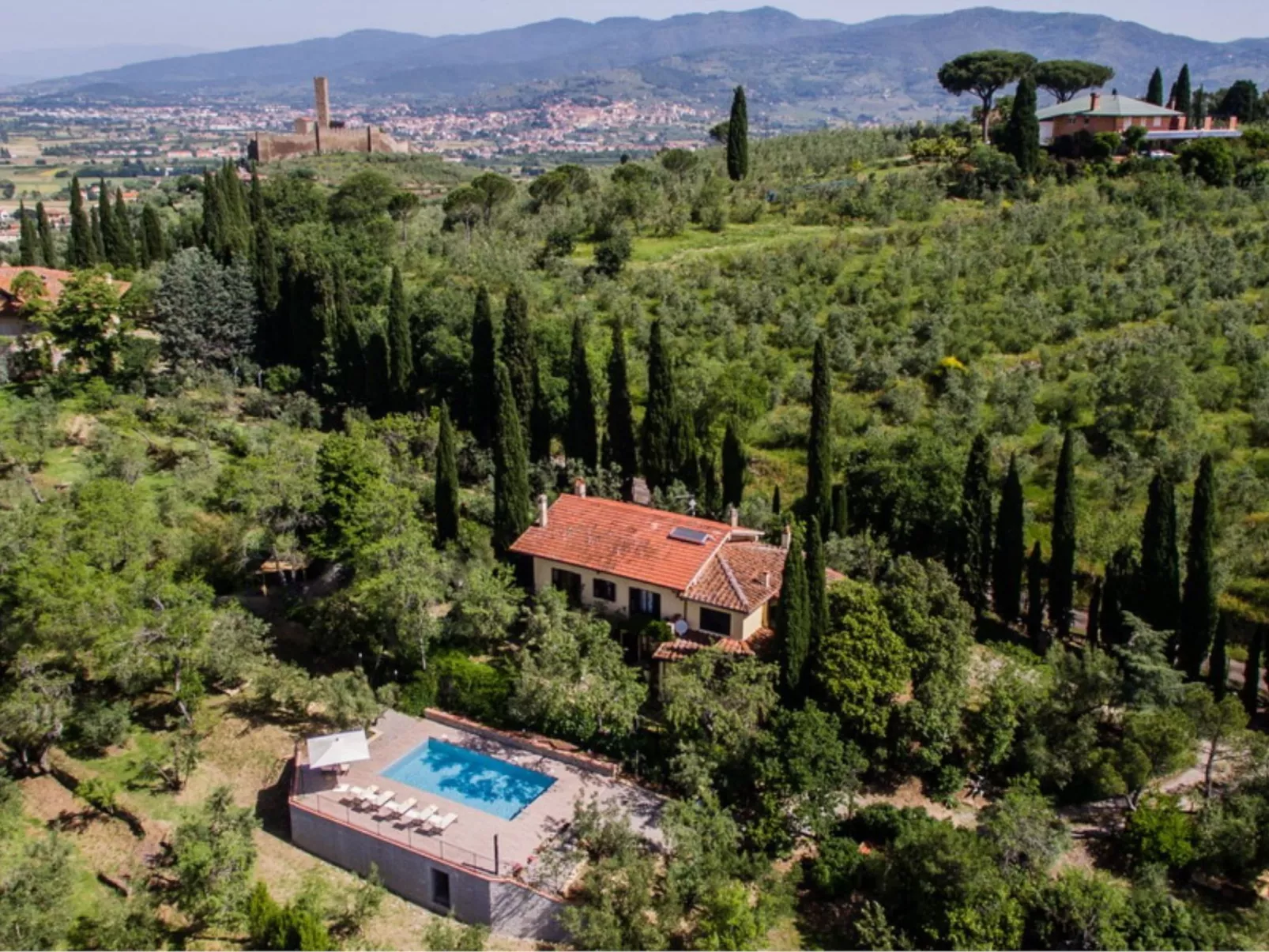Villa mit privatem Pool in der Nähe von Castiglion Fiorentino-Buiten