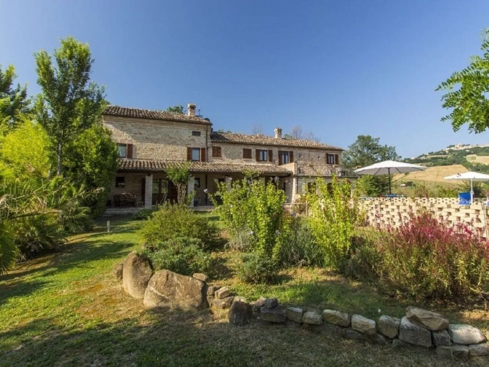 Erschwingliche Villa mit privatem Pool-Image-tags.info