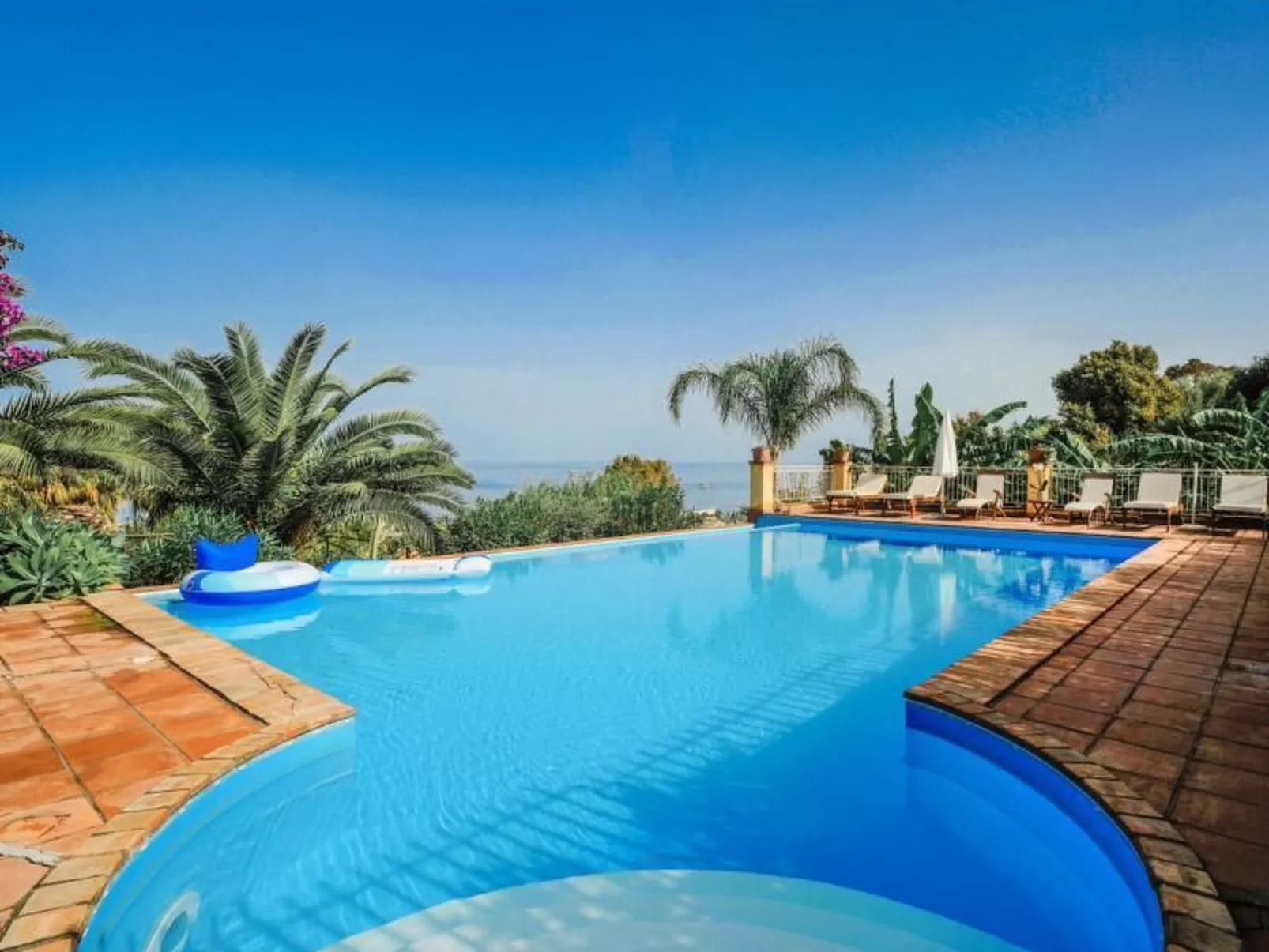 Villa Fontanelle-Image-tags.info