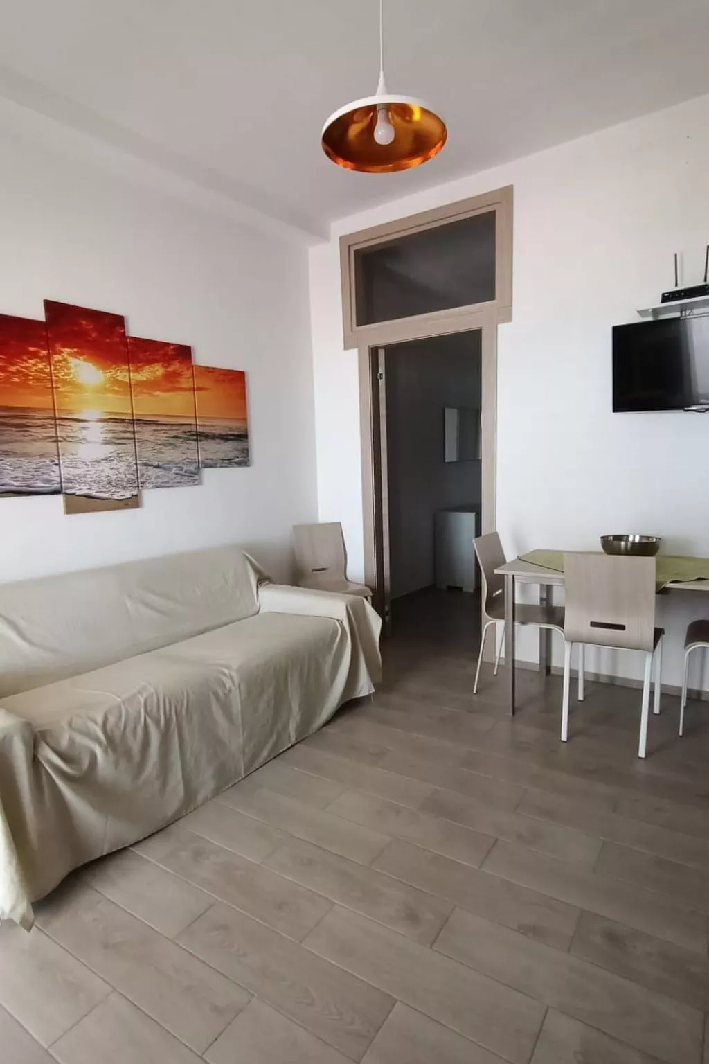 Atemberaubender Blick auf die Bucht von Peschici-Binnen