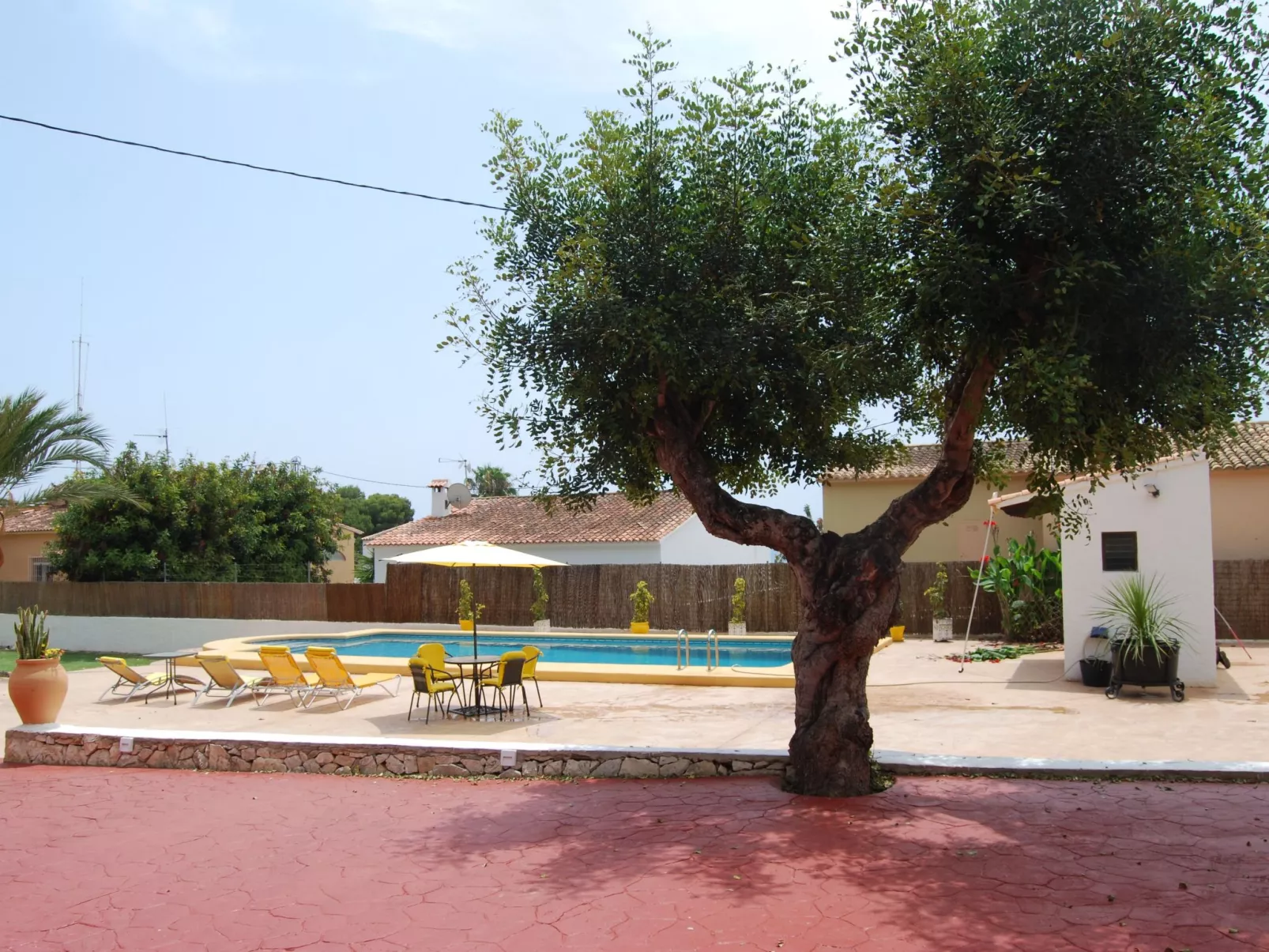 Ferienvilla, Seeblick, privater Pool und Parkplatz-Image-tags.info