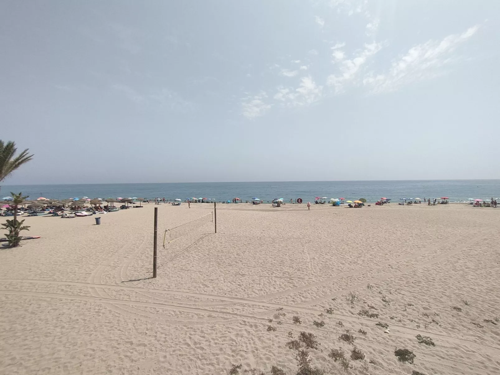 "La Invincible Moja" (Die unbesiegbare Moja)-Buiten